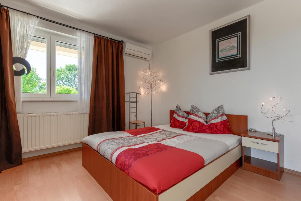 Haus Lilli Mit Pool Διαμέρισμα Ražanac Εξωτερικό φωτογραφία