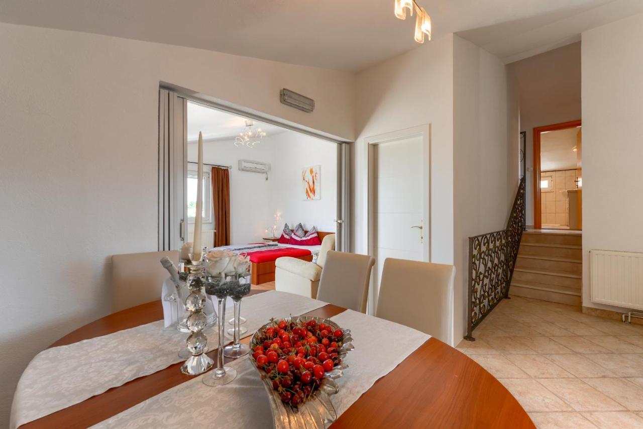 Haus Lilli Mit Pool Διαμέρισμα Ražanac Εξωτερικό φωτογραφία