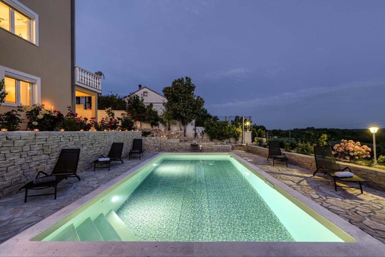 Haus Lilli Mit Pool Διαμέρισμα Ražanac Εξωτερικό φωτογραφία